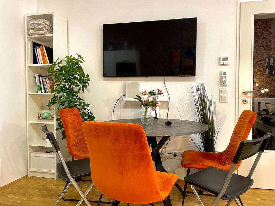 Premium Apartment With Terrace, A/C, Free Wifi And Netflix Відень Екстер'єр фото