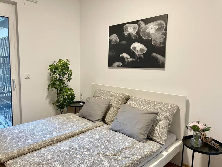 Premium Apartment With Terrace, A/C, Free Wifi And Netflix Відень Екстер'єр фото