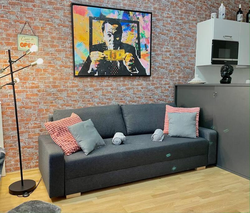 Premium Apartment With Terrace, A/C, Free Wifi And Netflix Відень Екстер'єр фото