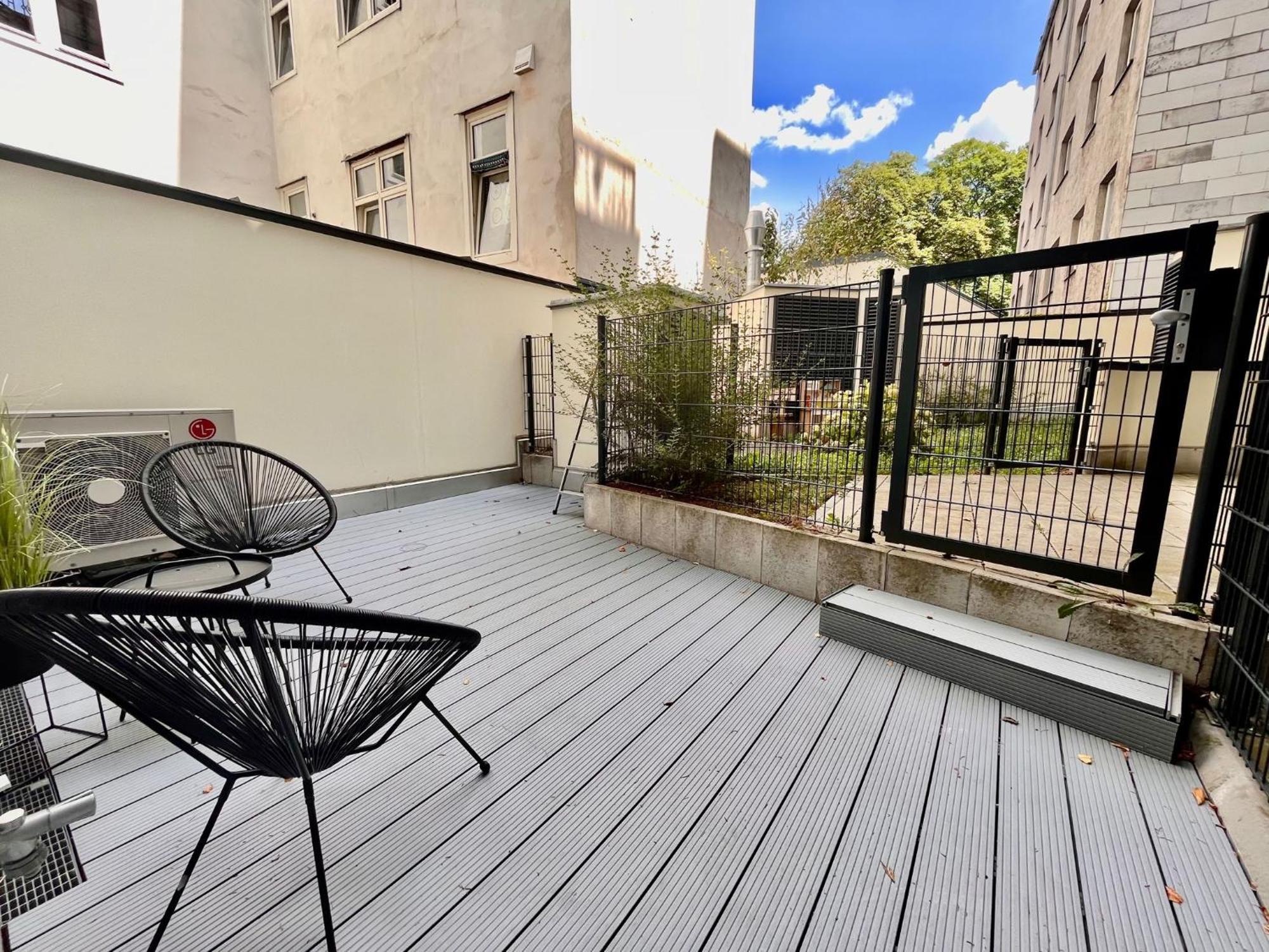 Premium Apartment With Terrace, A/C, Free Wifi And Netflix Відень Екстер'єр фото